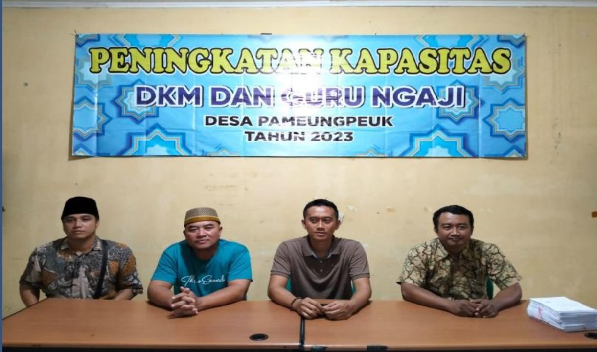 PELATIHAN DKM DAN GURU NGAJI