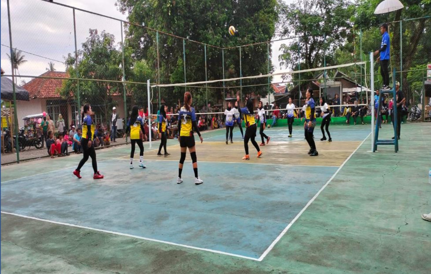 DUKUNGAN DALAM OLAHRAGA