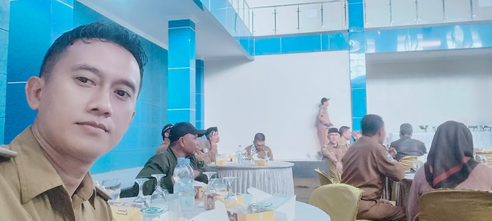 PENGHARGAAN KEPALA DESA BERKINERJA TERBAIK ANUGERAH GAPURA SRI BADUGA TAHUN 2025